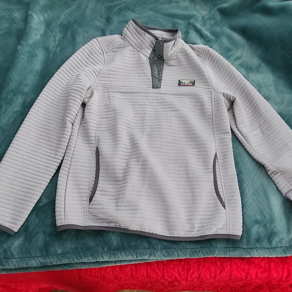 L.L. Bean Airlight Pullover